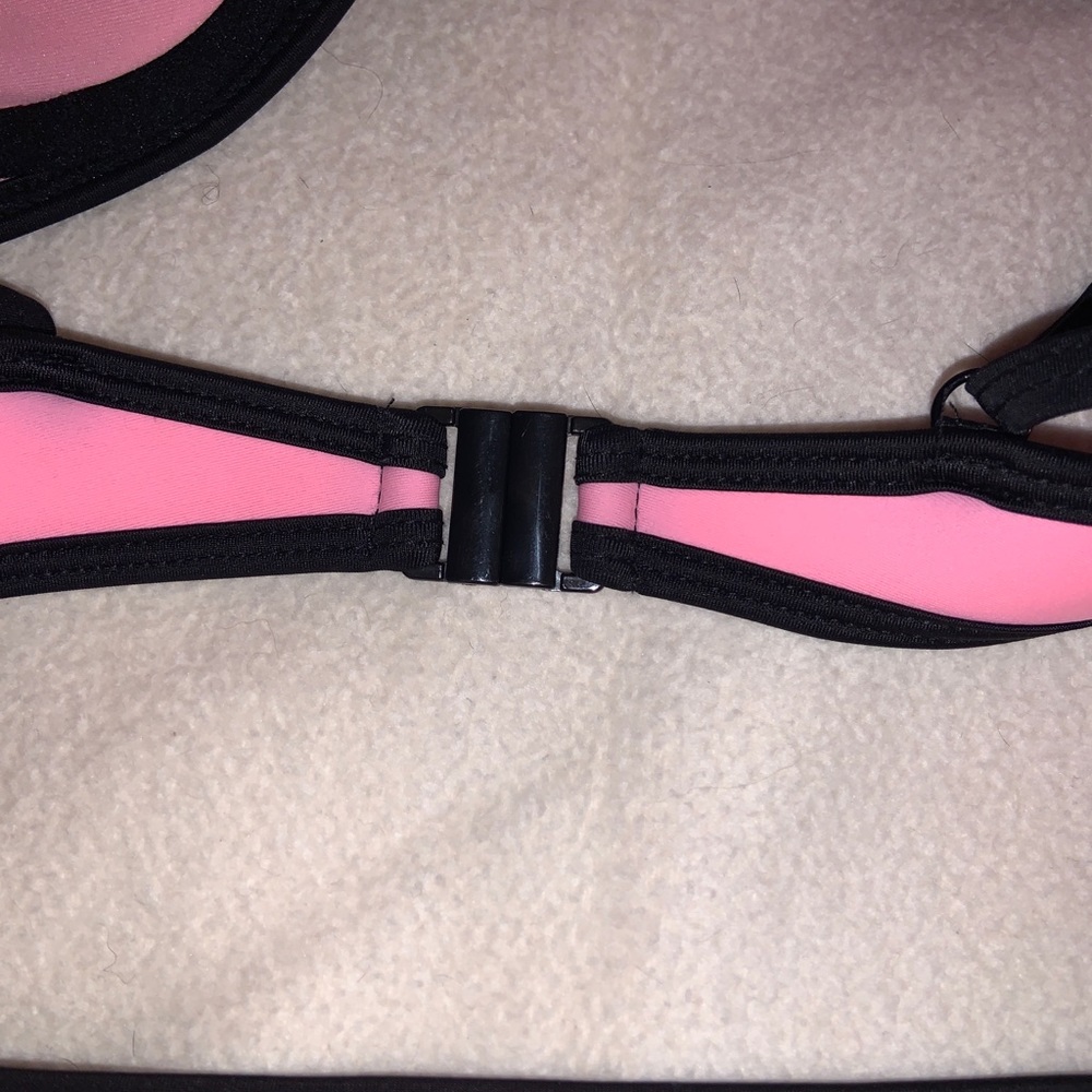 Pink Bikini - Picture 6 of 6